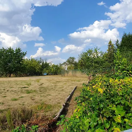 Charmante Maison Renovee Avec Jardin, Proche De Verdun, Ideale Pour Familles, Draps Et Chauffage Inclus - Fr-1-585-50 * Sivry-sur-Meuse