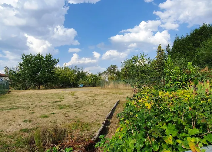 Charmante Maison Rénovée Avec Jardin, Proche De Verdun, Idéale Pour Familles, Draps Et Chauffage Inclus - Fr-1-585-50 * Sivry-sur-Meuse