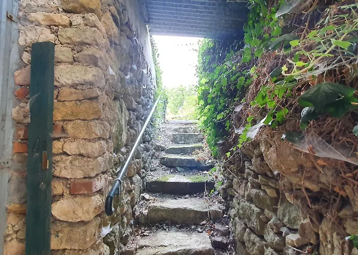 Charmante Maison Rénovée Avec Jardin, Proche De Verdun, Idéale Pour Familles, Draps Et Chauffage Inclus - Fr-1-585-50 Hébergement de vacances *